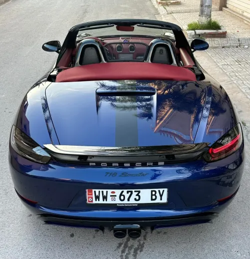 Porsche Boxster 2025 718
