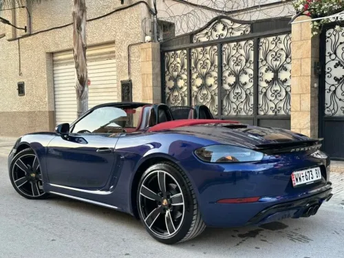 Porsche Boxster 2025 718
