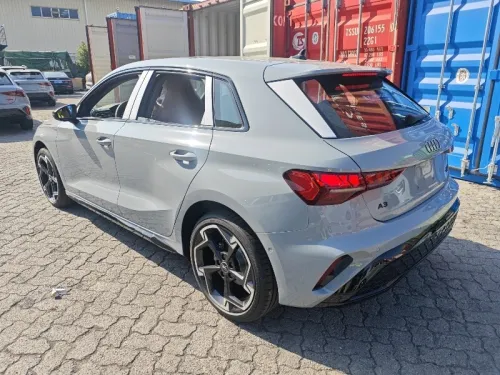 Audi A3 Sportback 2026 Flying spur Edition Premium + Pack Lux 