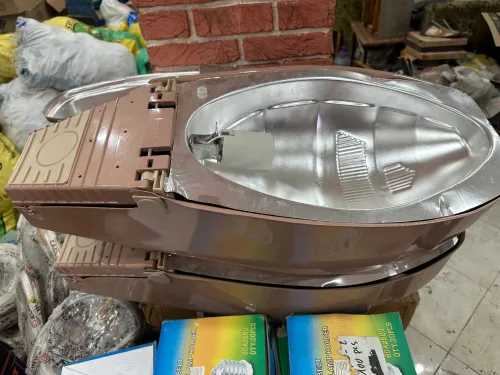 Mèches ,douilles , lampe led et perroquets