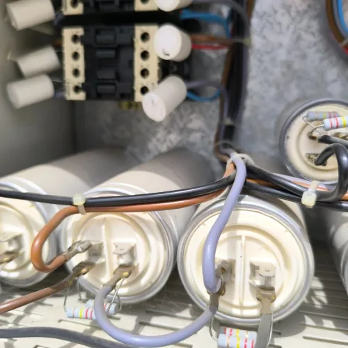 Armoire de compensation automatique Energie Réactive,  17,5 kVar