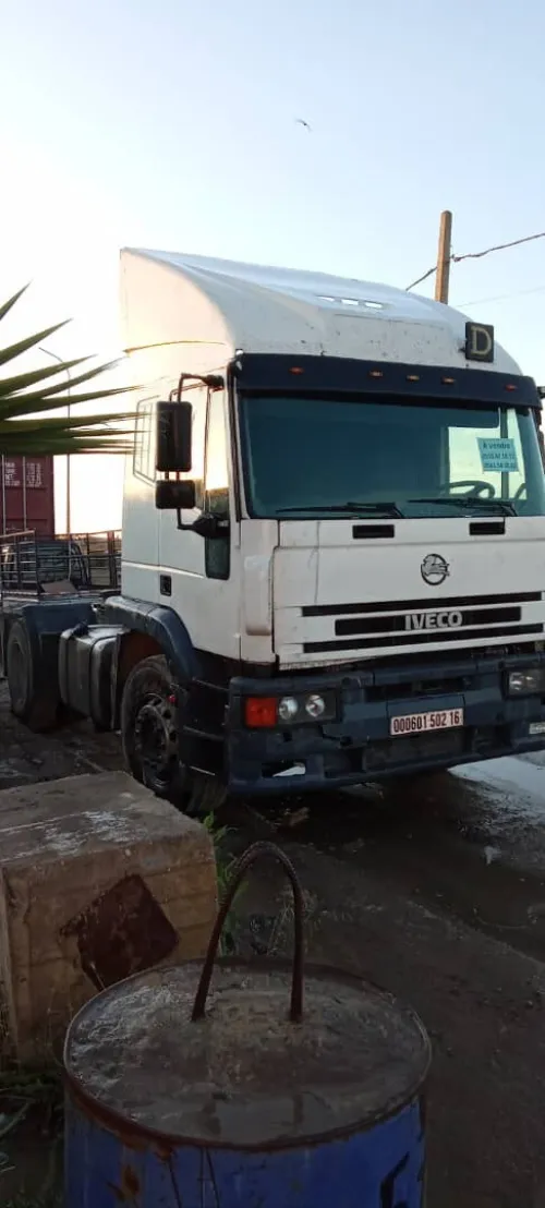 IVECO IVECO TRACKER SANS MOUTEUR 