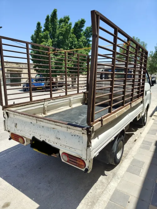 Hyundai H1000 2010