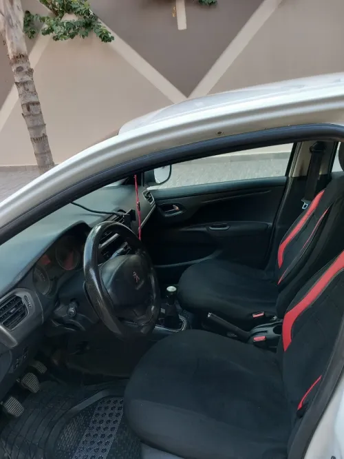 Peugeot 301 2013 301