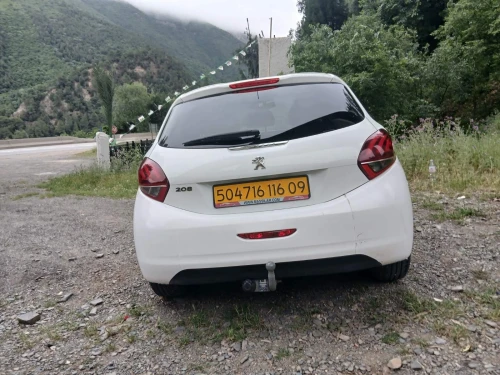 Peugeot 208 2016 Active Facelift