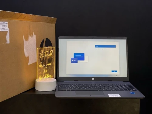 HP 250 G9 Intel Cor i3-1215U 8GB DDR4  256GB NVME