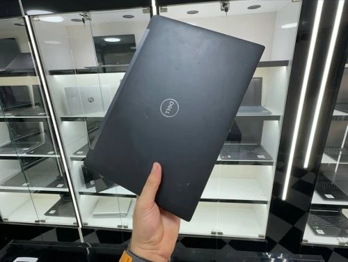 DELL LATITUDE 7390  i7-8650U 16GB 256GB SSD