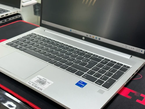 HP PROBOOK 450 G8 i5-1135G7 16GB 256GB SSD