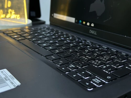 DELL LATITUDE 5300 i5-8365U 8GB 256GB SSD