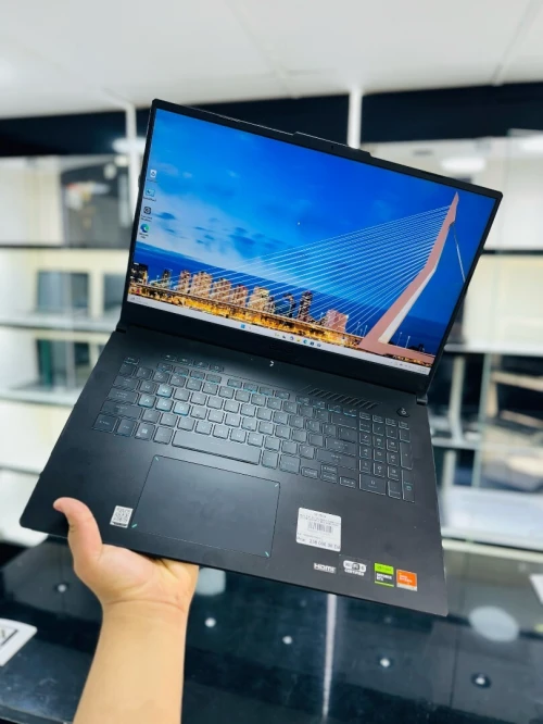 ASUS TUF A17 RYZEN 9 7940H 16GB DDR 5 512GB SSD NVME 4070 8GB 360Hz