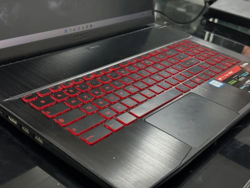 MSI GF 75 THIN 95C I5-9300H 16gb 640gb SSD GTX1650