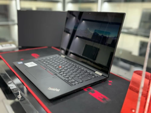 LENOVO THINKPAD YOGA X390 i5-8365u 8GB 256GB SSD
