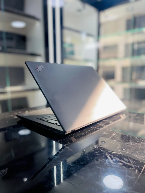 LENOVO THINKPAD T14 TACTILE I7-1270P 16GB 256GB SSD MX 550 2GB VRAM 4K TACTILE