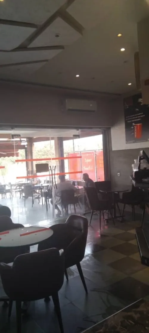 Matériel cafétéria pizzeria crêperie 