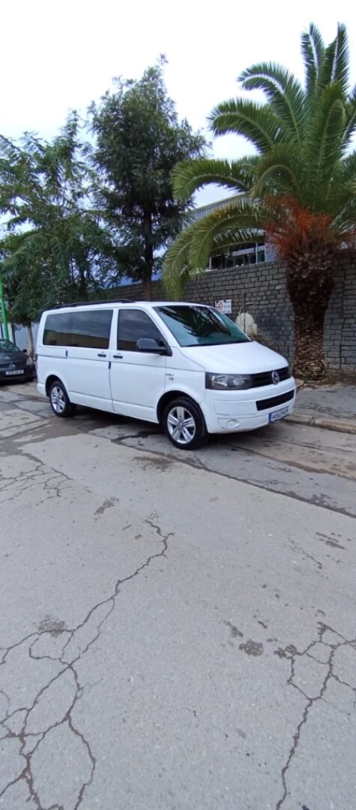 Location transporteur 9 places avec chauffeur 