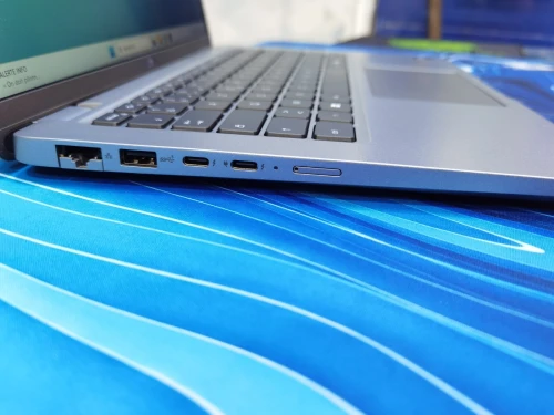DELL LATITUDE 5450 CORE ULTRA 5 135U 32GB DDR5 256SSD