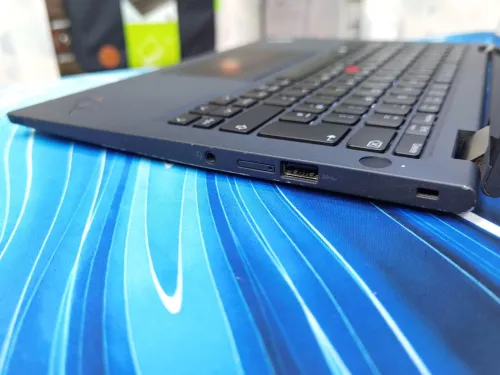 LENOVO THINKPAD X13 YOGA GEN 2 I7 1165G7 11ÈME /16GB /512SSD /13.3P IPS FHD TACTILE