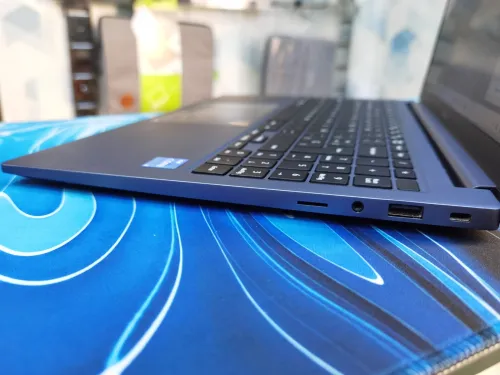 SAMSUNG GALAXY BOOK 4 CORE I3 1315U 13ÈME 8GB 256SSD 15.6P FHD