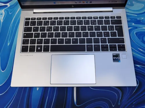 HP ELITEBOOK 830 G10 I7 13ÈME 32GB DDR5 512GB 13.3P IPS FHD