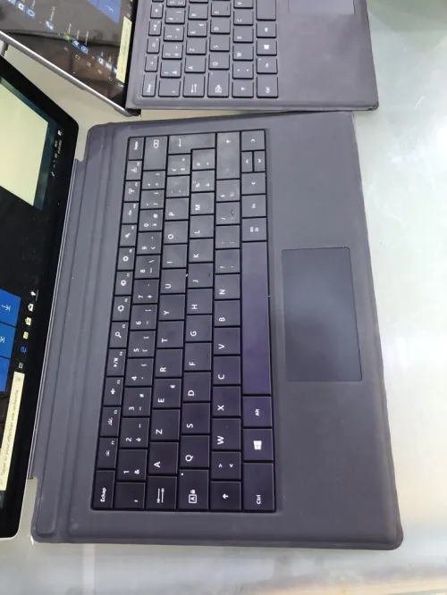 MICROSOFT SURFACE PRO
