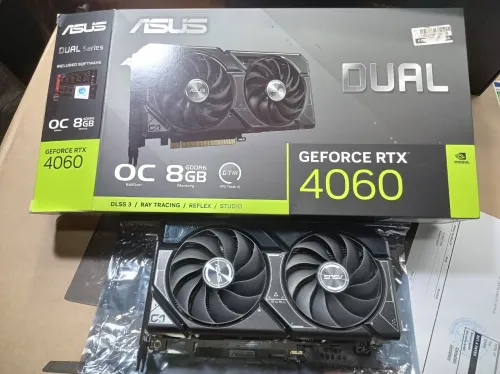 ASUS  RTX 4060 8GB OC