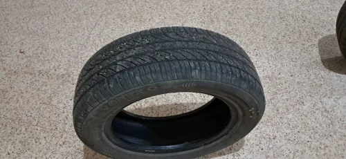 pneu R15/65/185