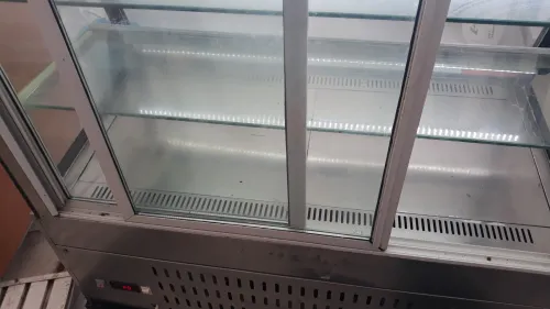 Presentoir refrigirateur