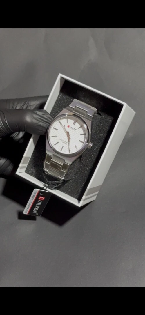 Montre Curren
