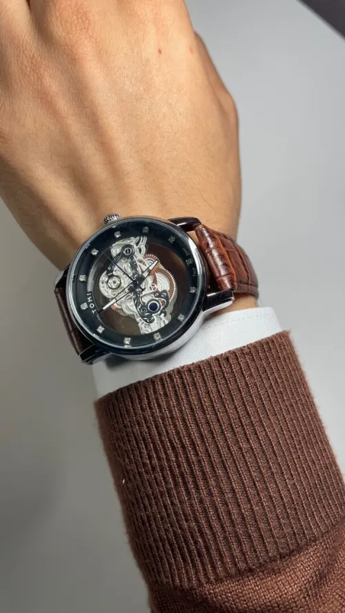 Montre Tomi