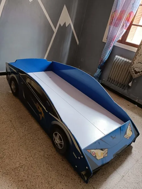 سرير للأطفال
