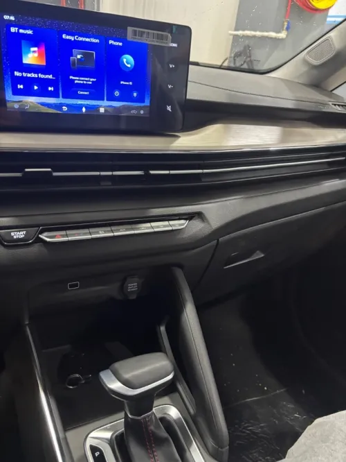 Geely GX3 PRO  2025 Livan