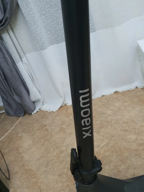 Trottinete xiaomi 4lite 2ème génération Xiaomi 4 lite 2ème génération 2025