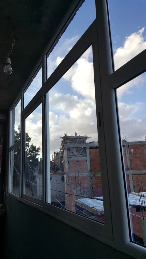 Aluminium et PVC porte fenetre