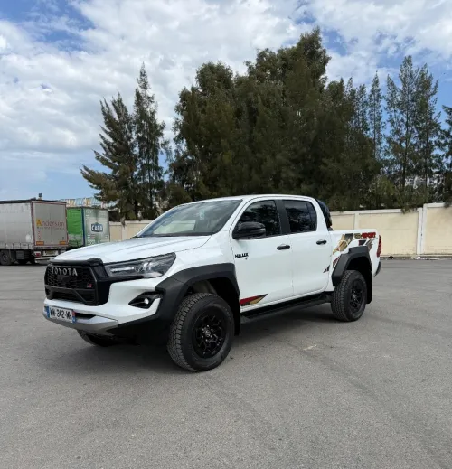 Toyota Hilux 2025 GR