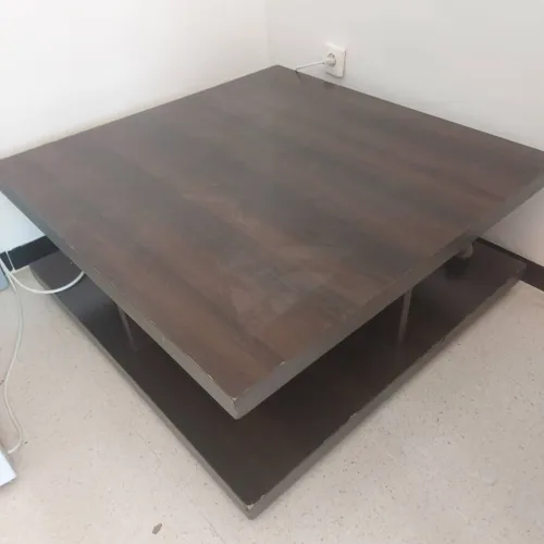 À VENDRE  Salon incurvé en tissu anti-tâches + poufs et coussins  Très bon état
