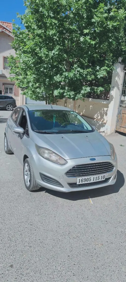 Ford Fiesta 2015 1.6 HDI 92