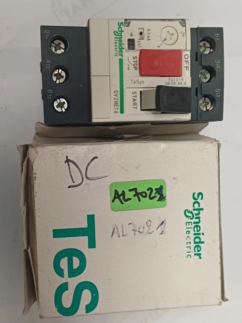  Lot N 5 de pièces de rechange électriques originales  pour bétonnières ALTRAD RB 750H moteur HATZ  