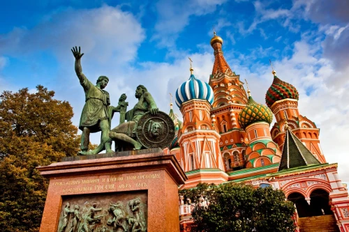 VACANCES DU PRINTEMPS, MOSCOU/ST PETERSBOURG, LE 22 MARS A PARTIR DE 287000 DA!