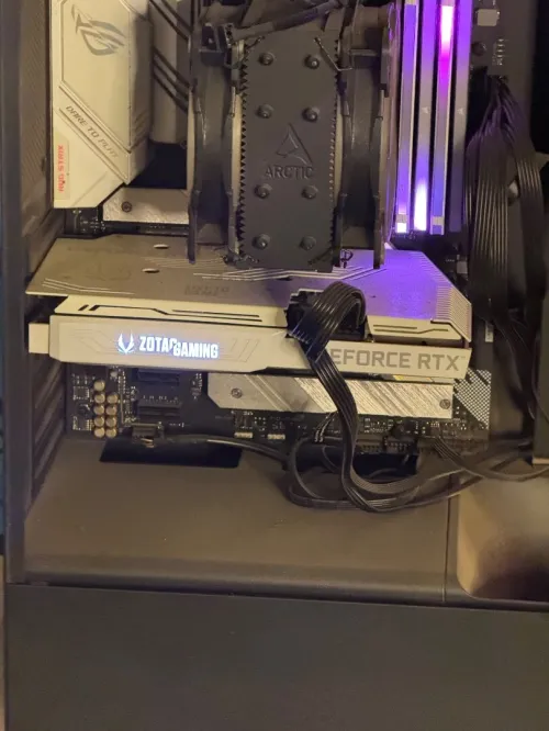 RTX 3060 Ti ZOTAC AMP White Edition 8GB Gaming GPU
