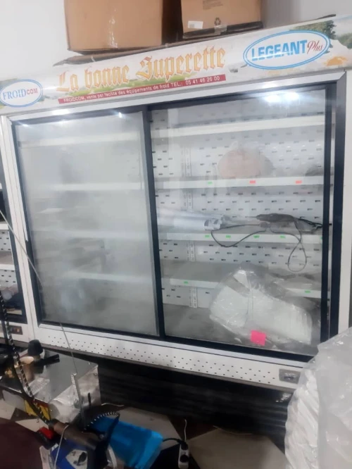 DES FRIGOS  Supérette et Alimentation Générale + Machine creme