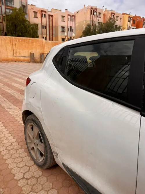 Renault Clio 4 2013 Exception