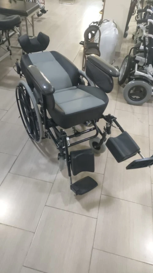 Fauteuil roulant confort de luxe
