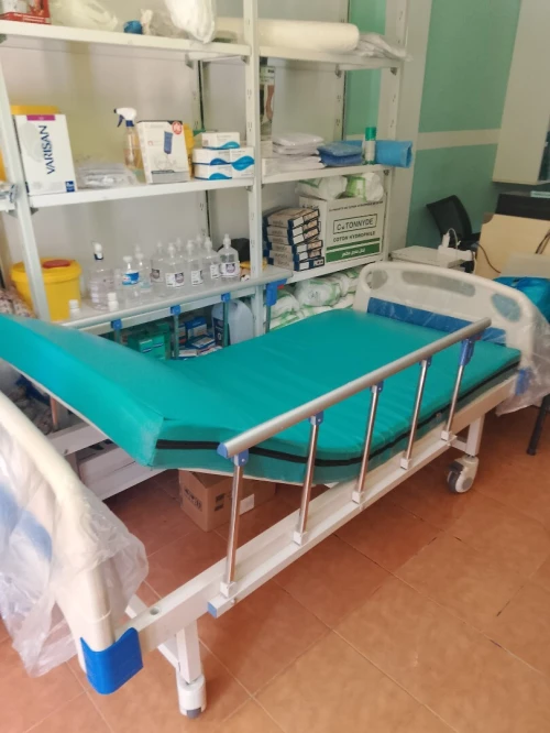 Lit médicalisé relève bust importation 