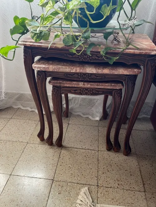 Table basse avec table gigogne