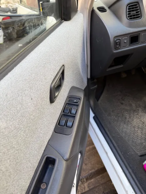 Daihatsu Sirion 2001 