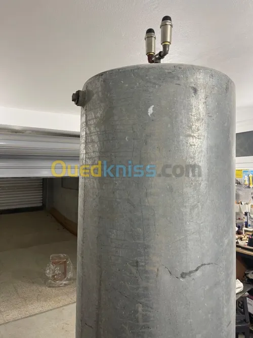 Citerne galvanisee 700L prete a l emploi