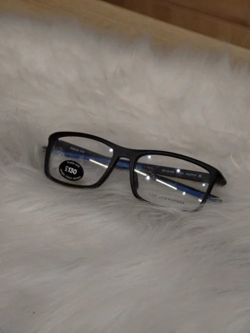 Lunette de vue original venu d'Europe