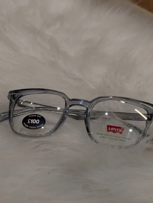 Lunette de vue original venu d'Europe