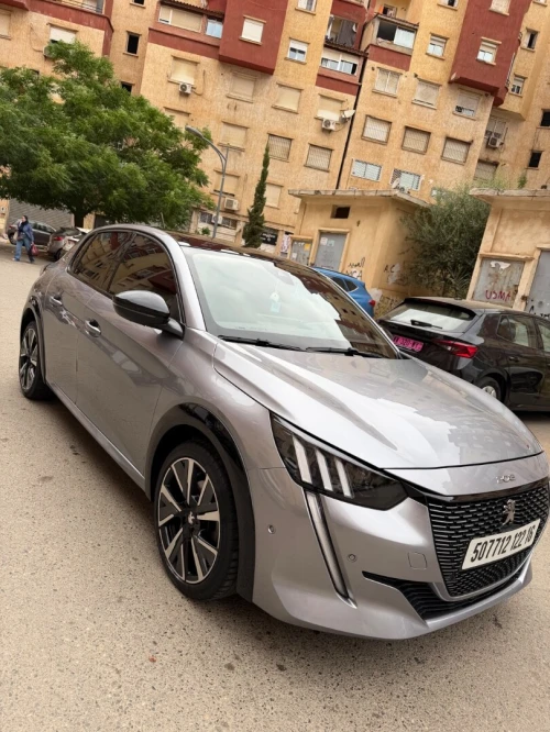Peugeot 208 2022 Gt