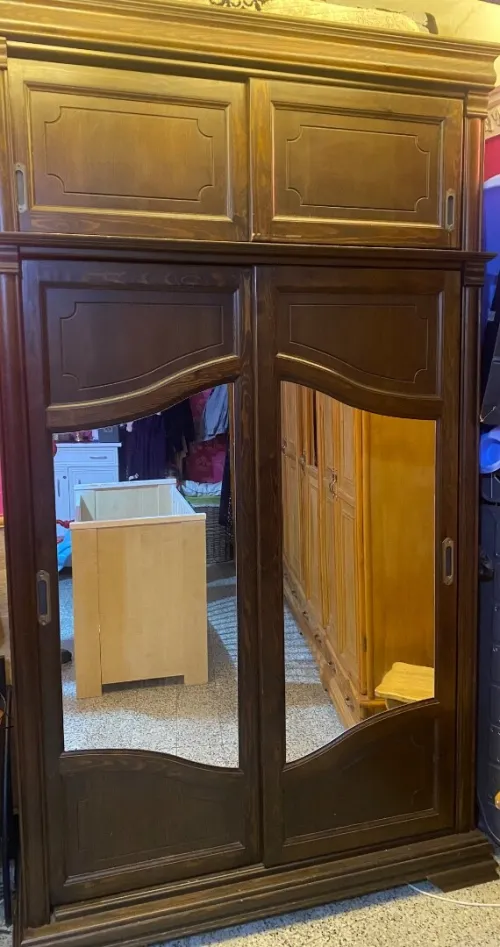 Armoire marron